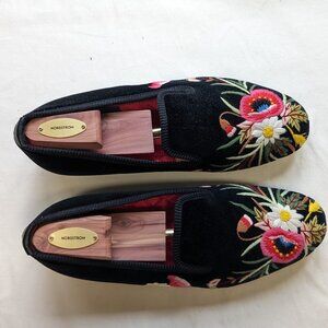 Shipton & Heneage Poppy Motif Embroidered Velvet Slipper Size 8.5